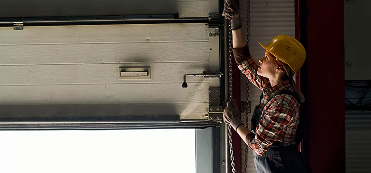Addressing Common Garage Door Stoppage Issues in Elmwood Park, NJ